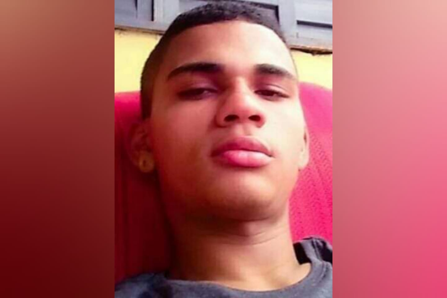 Parentes cobram justiça por execução de jovem com 10 facadas em Marabá
