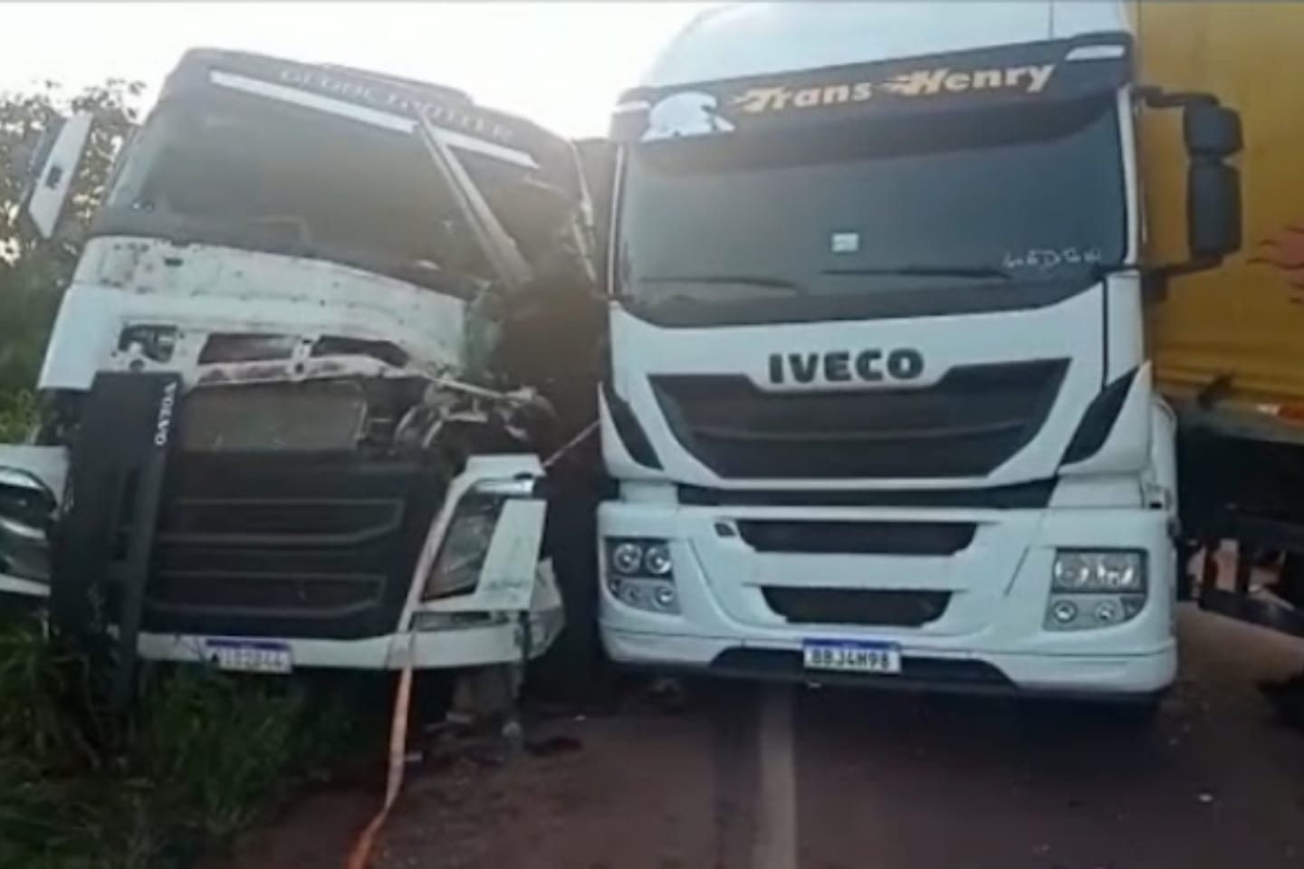 Colisão entre duas carretas deixa uma pessoa morta no interior do Pará