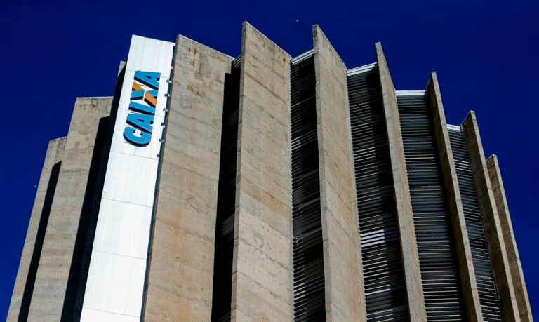 Diretor da Caixa é encontrado morto na sede do banco