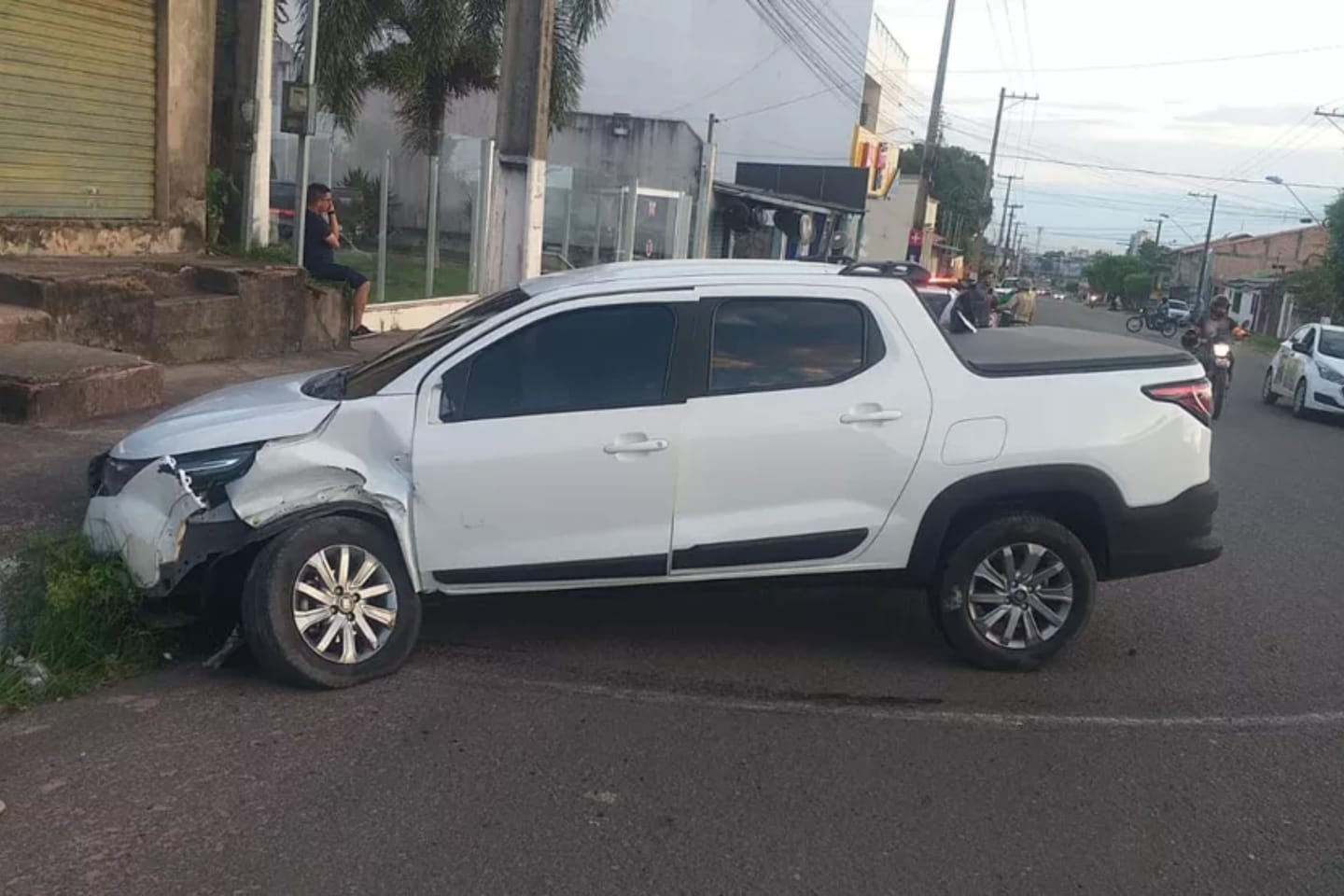 Motorista embriagado é detido ao colidir com veículo estacionado no Pará
