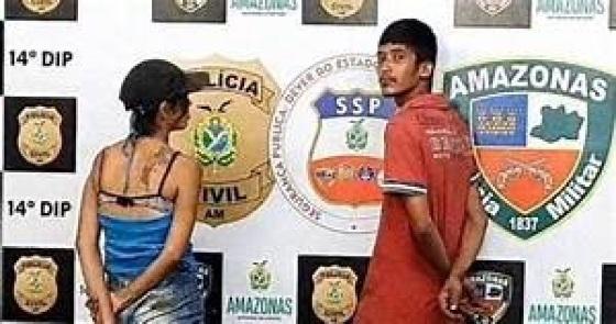 Homem pede comparsa em casamento na delegacia após assaltar ônibus