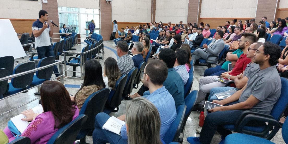 Servidores municipais participam de capacitação sobre nova lei de licitações, em Marabá