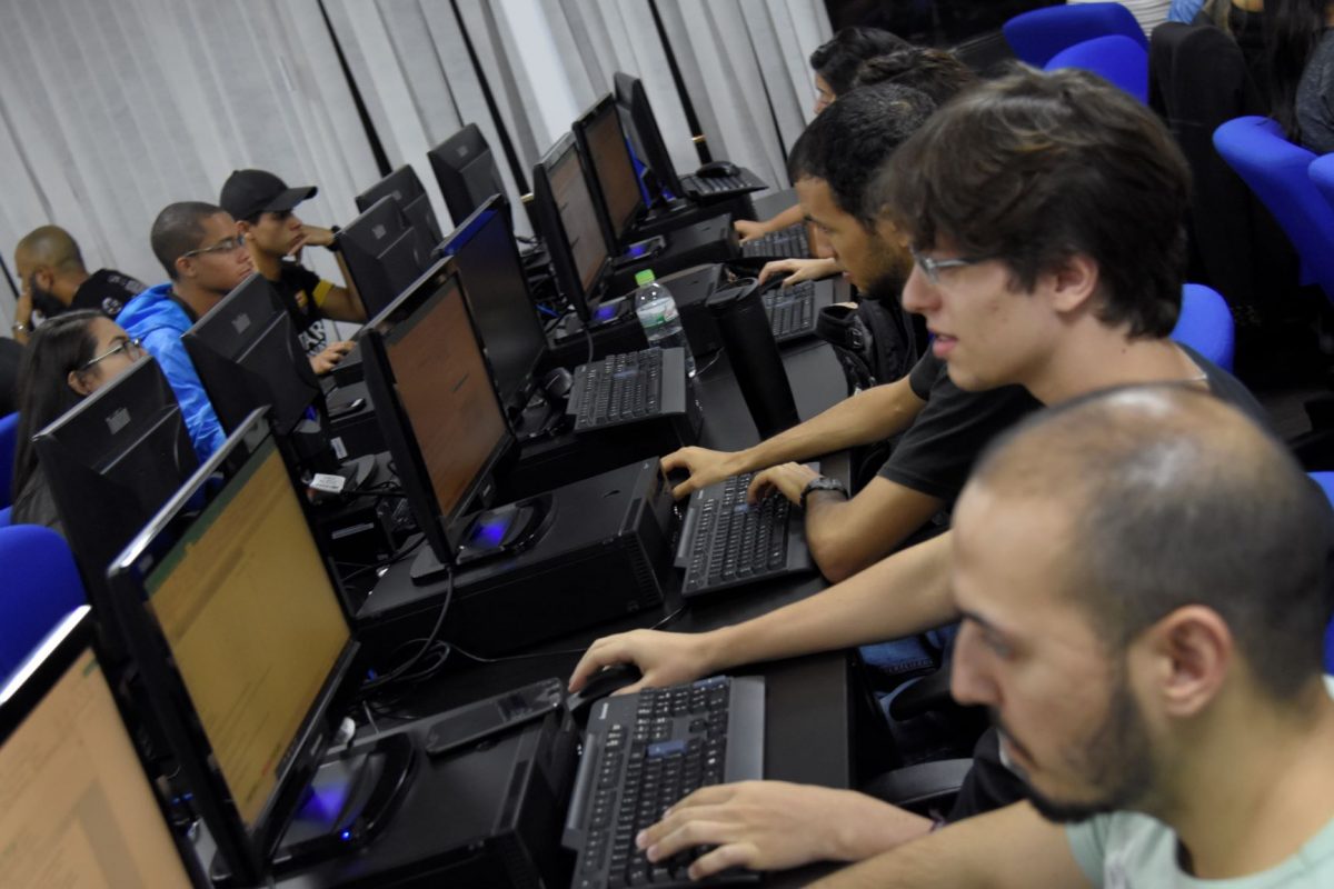 Programa Qualifica Jovem abre mais de 400 vagas para cursos profissionalizantes