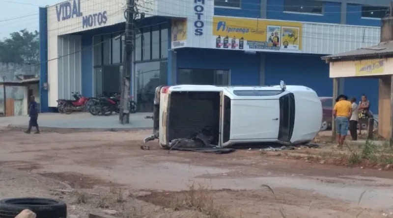 Ladrão trapalhão tomba caminhonete durante fuga no interior do Pará