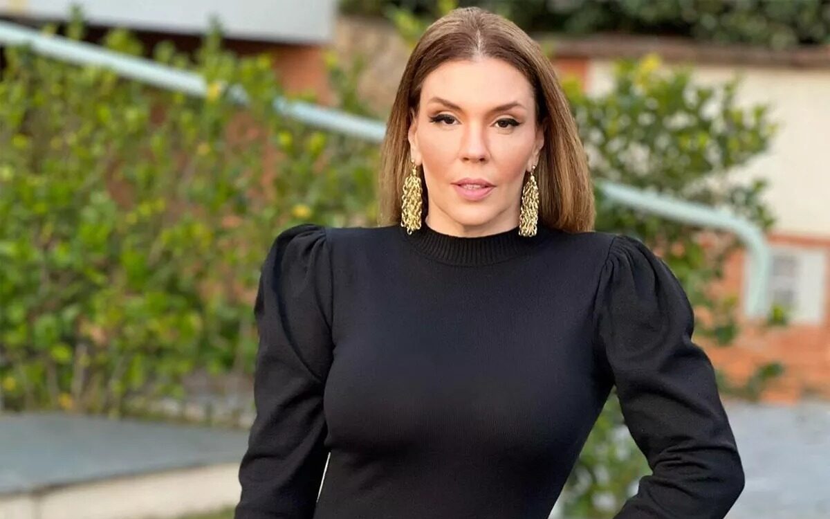 Simony descobre câncer no intestino aos 46 anos: ‘Eu sou forte’