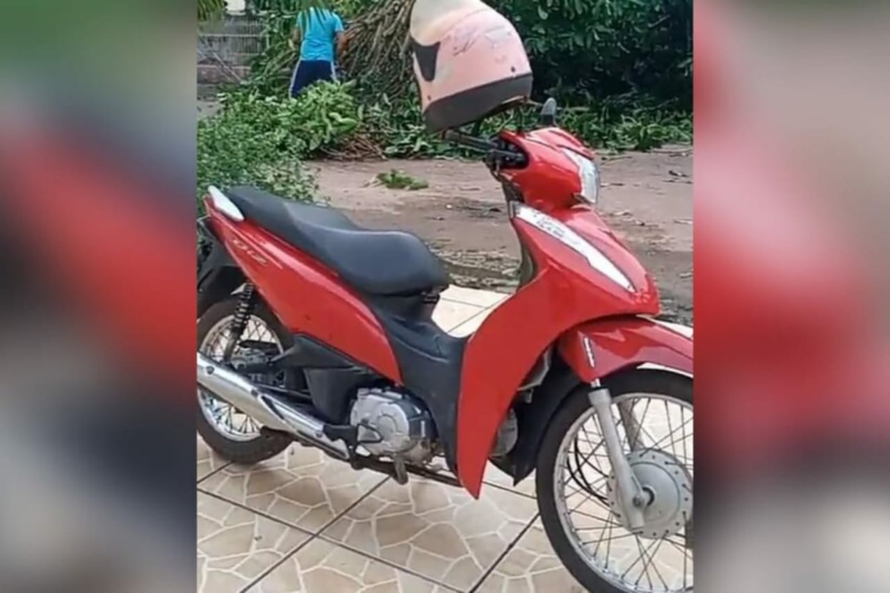 Dupla rouba motocicleta e usa veículo para praticar assaltos no Pará