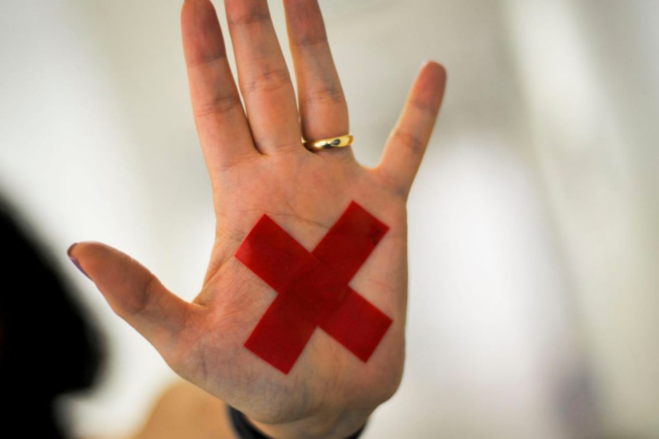 Aprovado Agosto Lilás, campanha anual de combate à violência contra a mulher