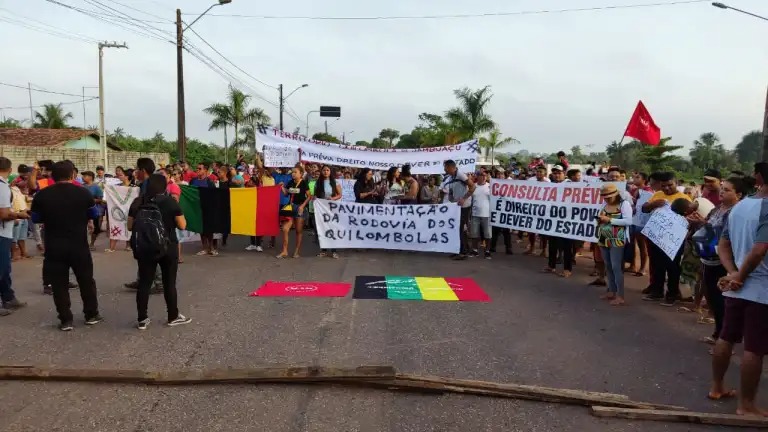 Quilombolas fazem manifestação e bloqueiam trecho da PA-150 no Pará
