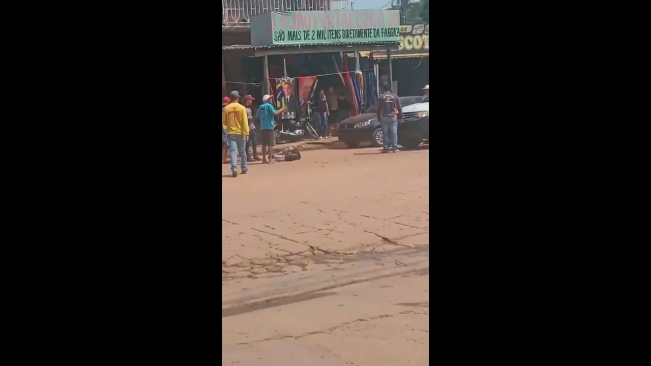 Homem morre em acidente envolvendo caminhonete da Defesa Civil
