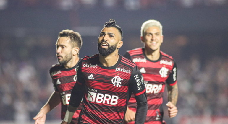 Flamengo vence o São Paulo e abre vantagem na Copa do Brasil