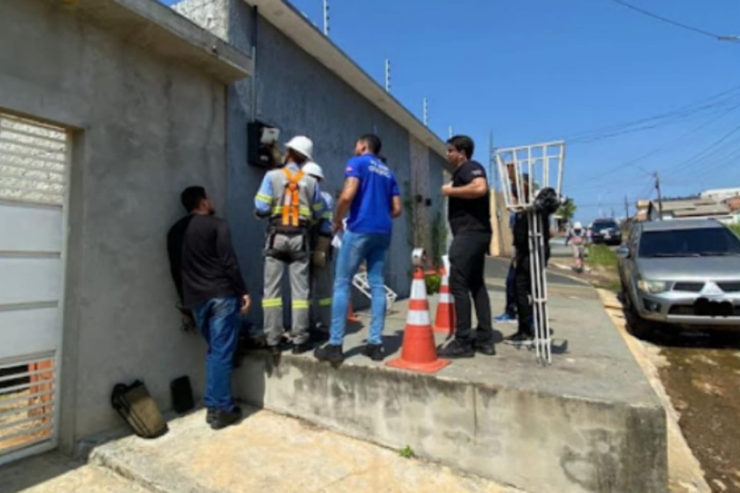 Quatro pessoas são flagradas furtando energia em Tucuruí