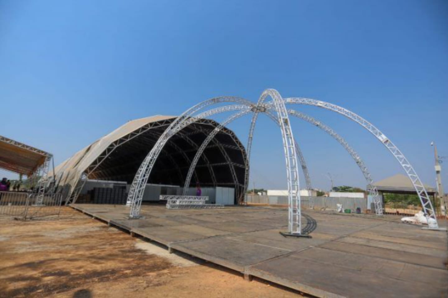 Estrutura da 6ª Feira de Negócios de Canaã do Carajás começa a tomar forma