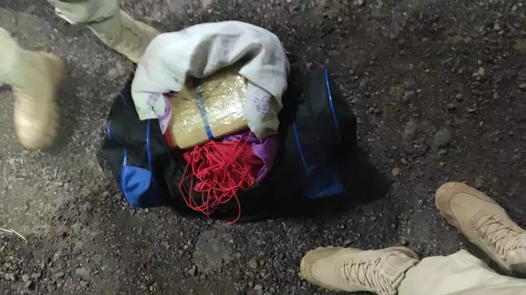 PRF prende passageiro de ônibus com 7,5 kg de maconha a caminho de Marabá
