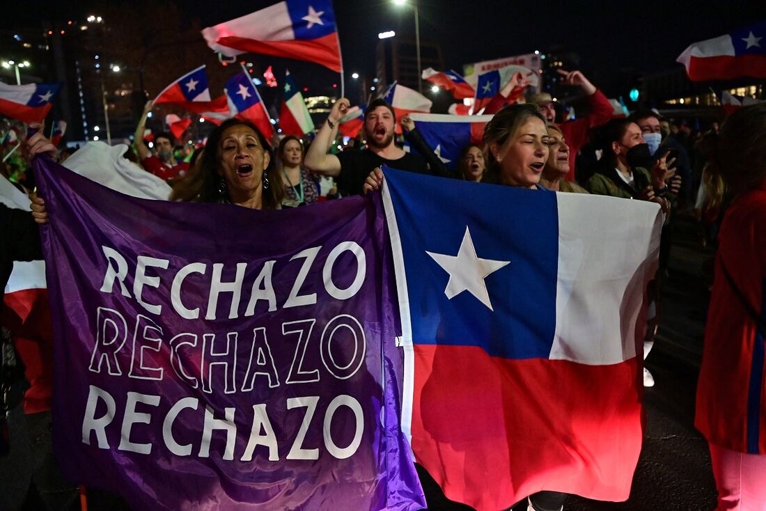 Chile rejeita nova Constituição por ampla maioria em plebiscito