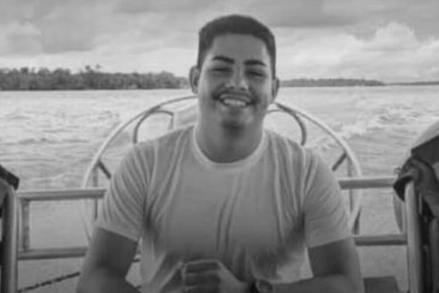 Motociclista morre após colidir com poste no Pará