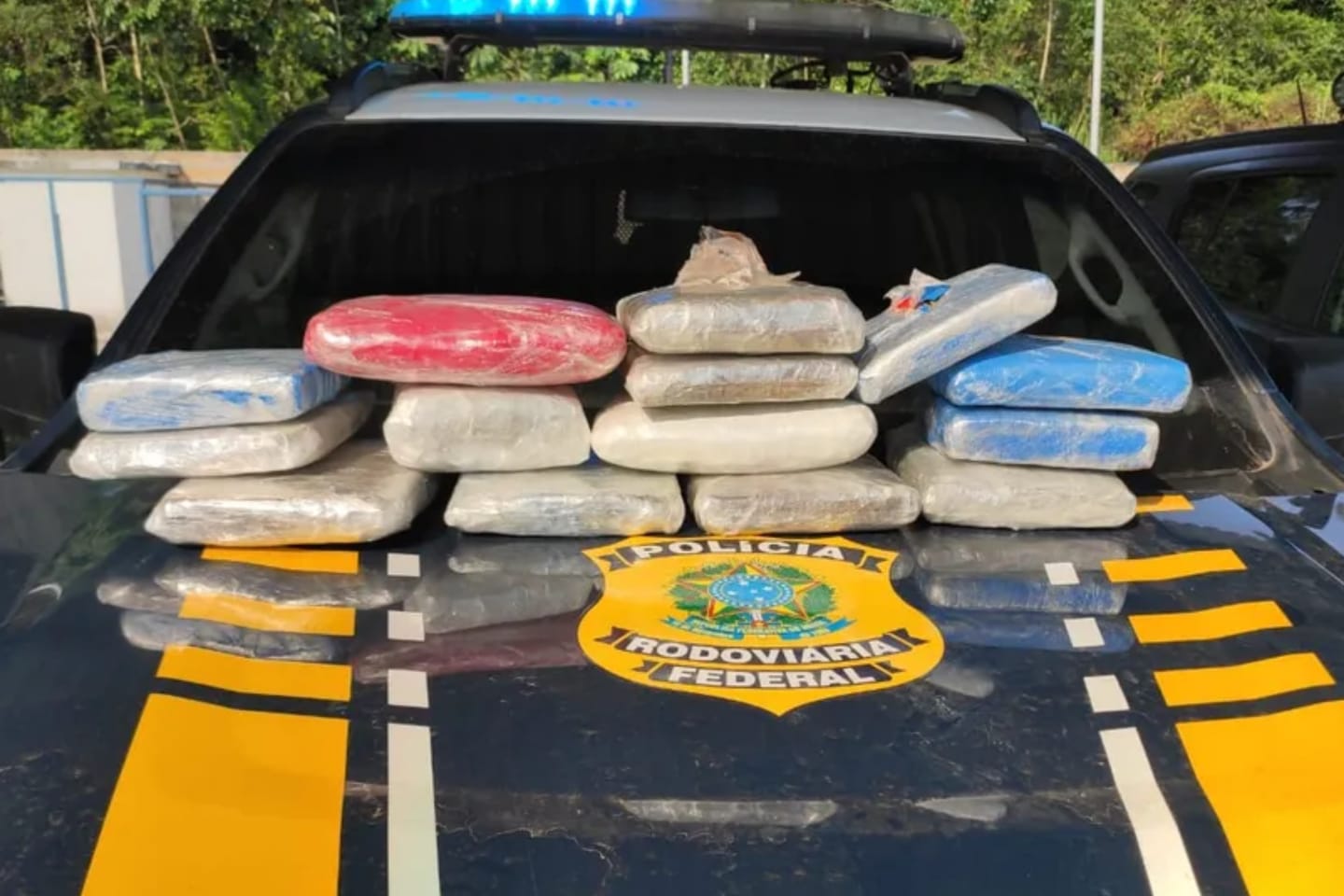 Homem é preso transportando 15 kg de maconha em mala no Pará