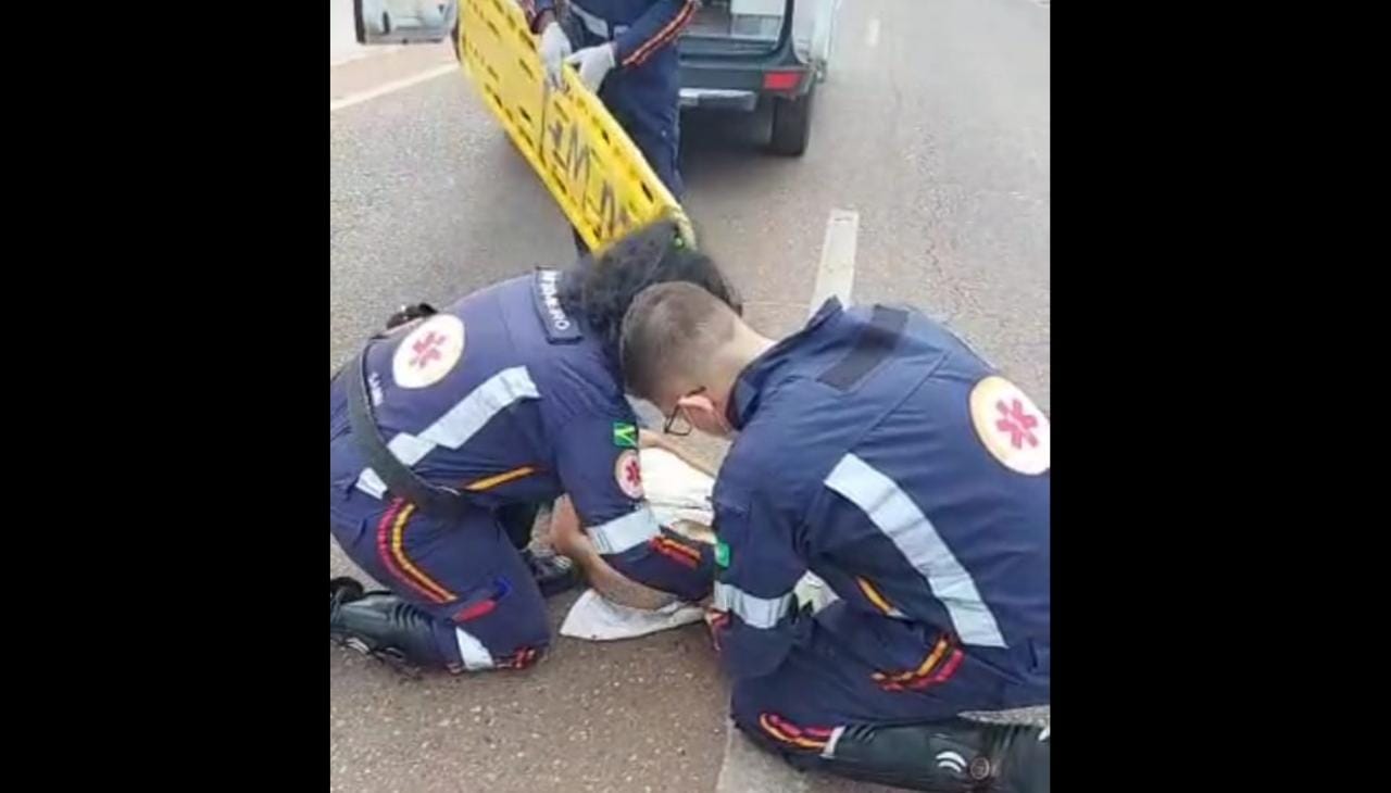 Caminhão baú atropela motociclista em Marabá