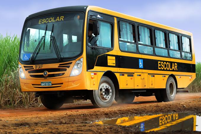 Homem morre atropelado por ônibus escolar no sudeste do Pará
