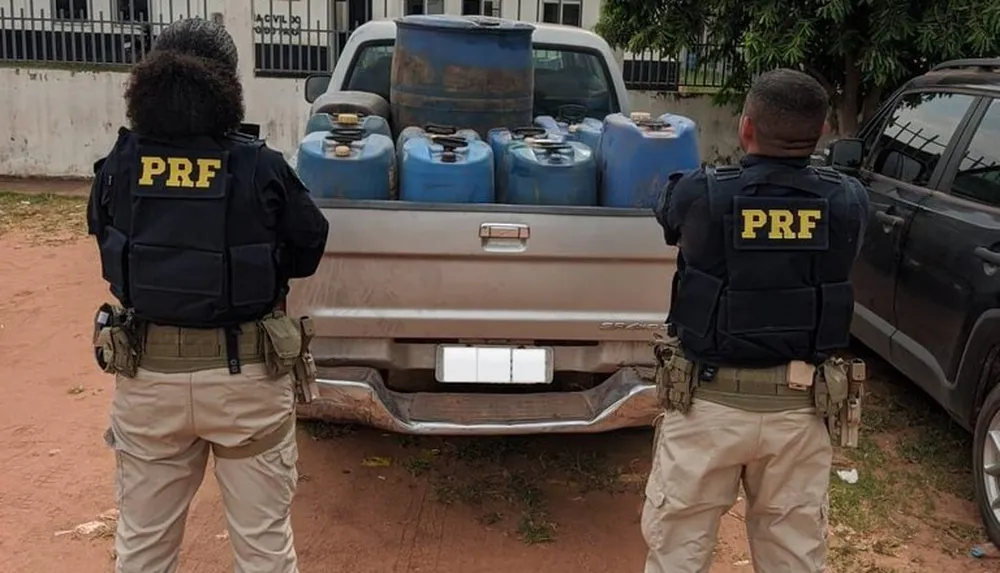 PRF intercepta transporte irregular de óleo diesel no interior do Pará