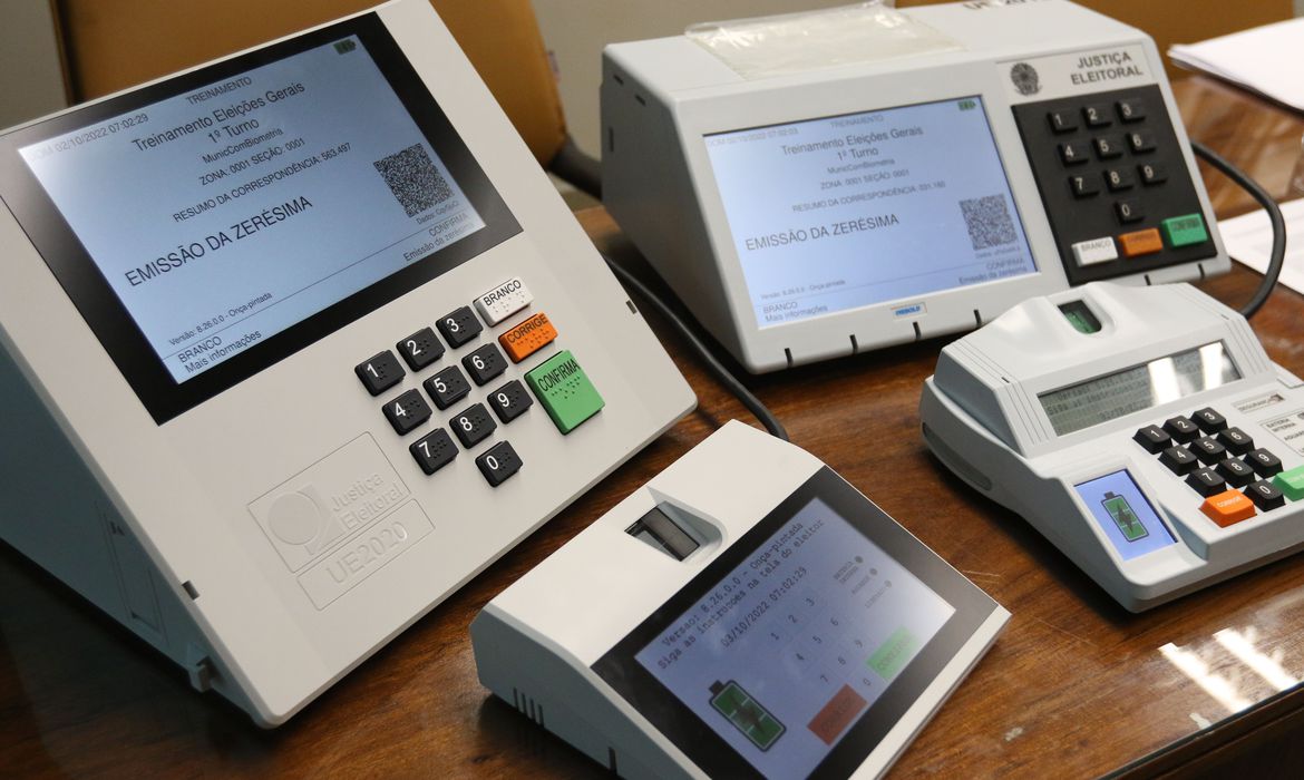 Mais de 20 urnas foram substituídas durante votação no Pará