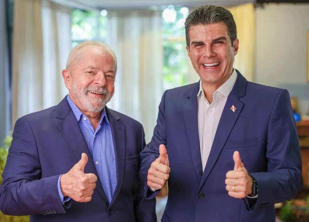 VÍDEO: Reeleito em 1º turno, Helder Barbalho anuncia apoio a Lula no Pará