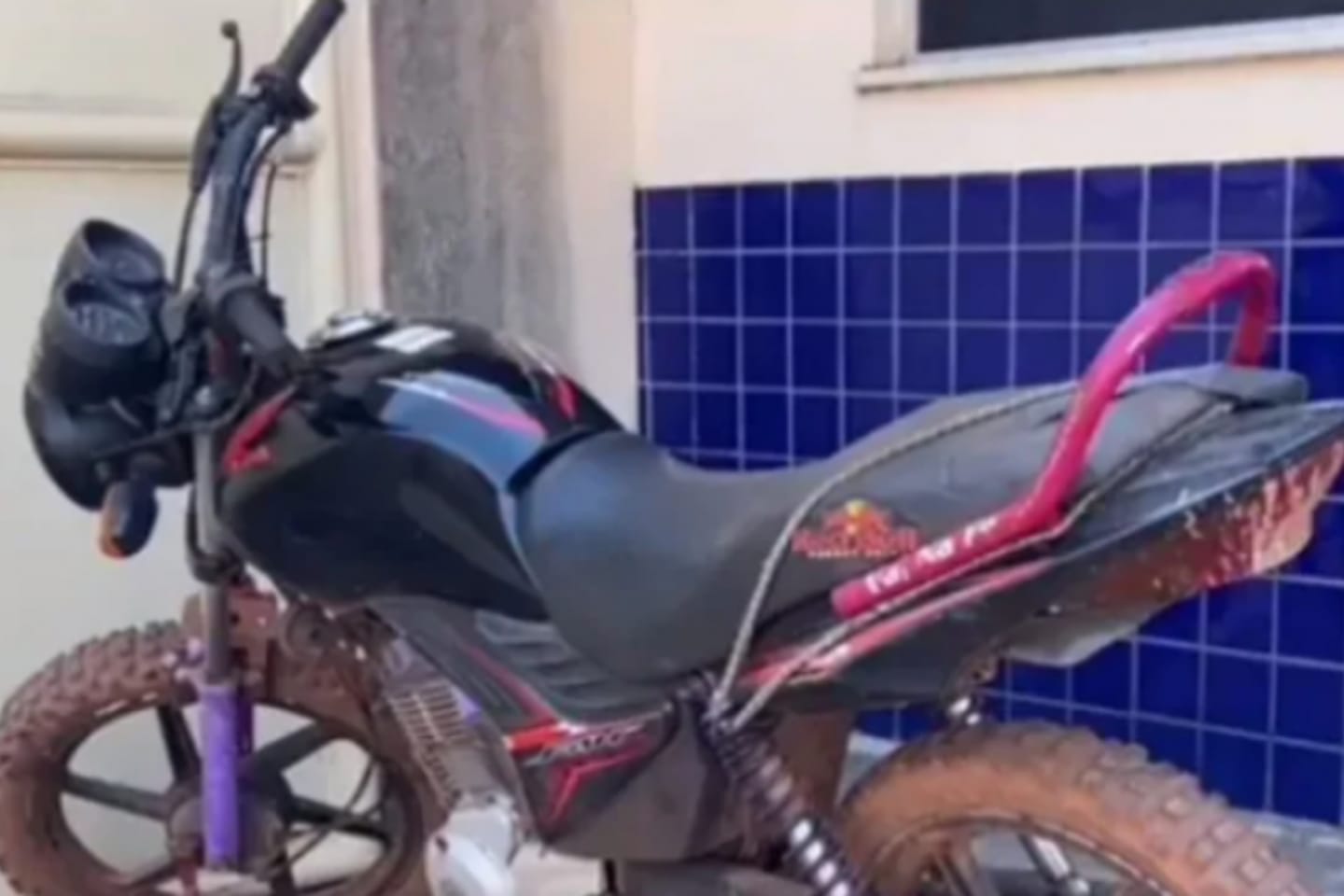 Suspeito de roubar moto e ameaçar vítima com faca é preso em Alenquer
