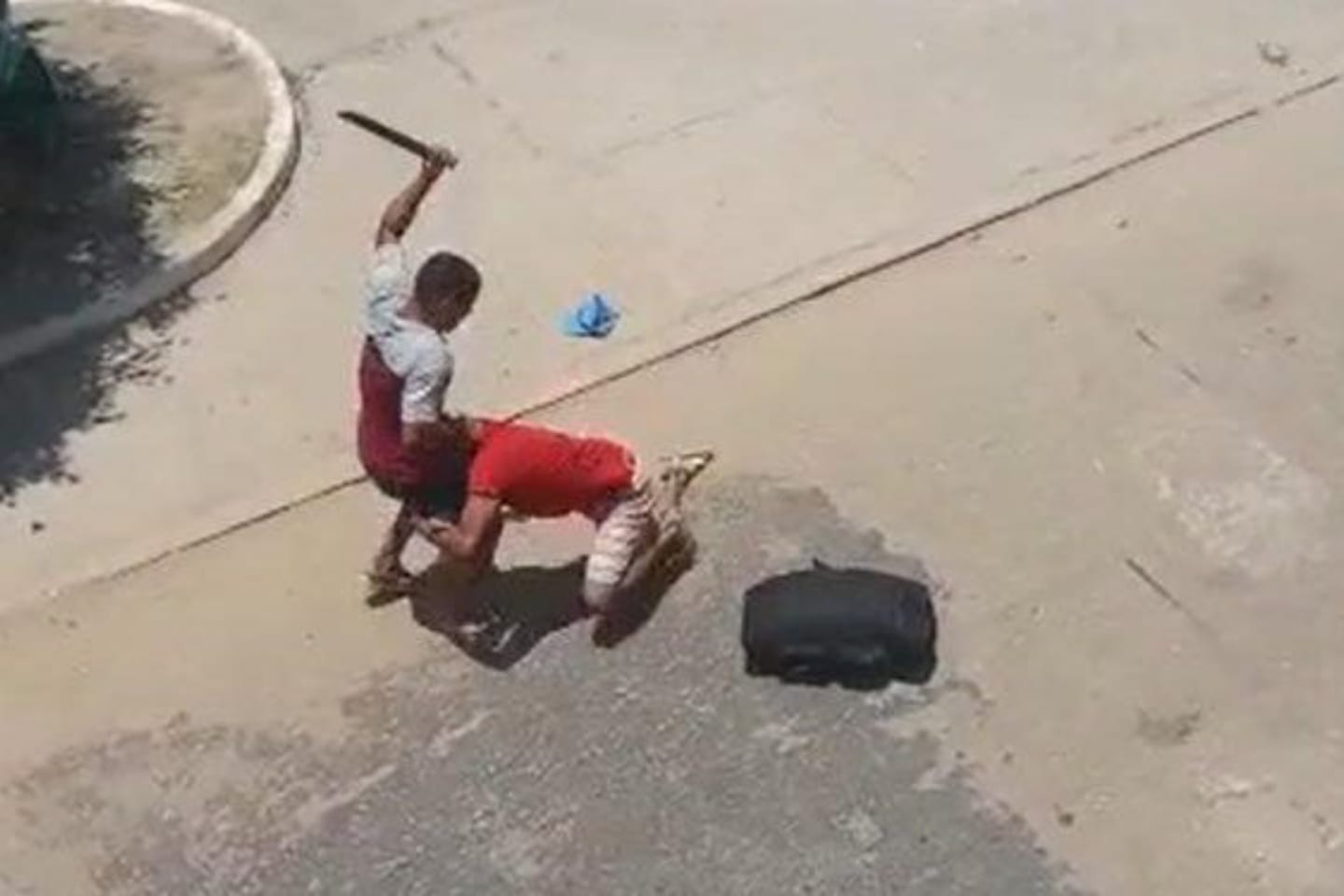 Dívida é cobrada com facão e vítima sai ferida no Pará