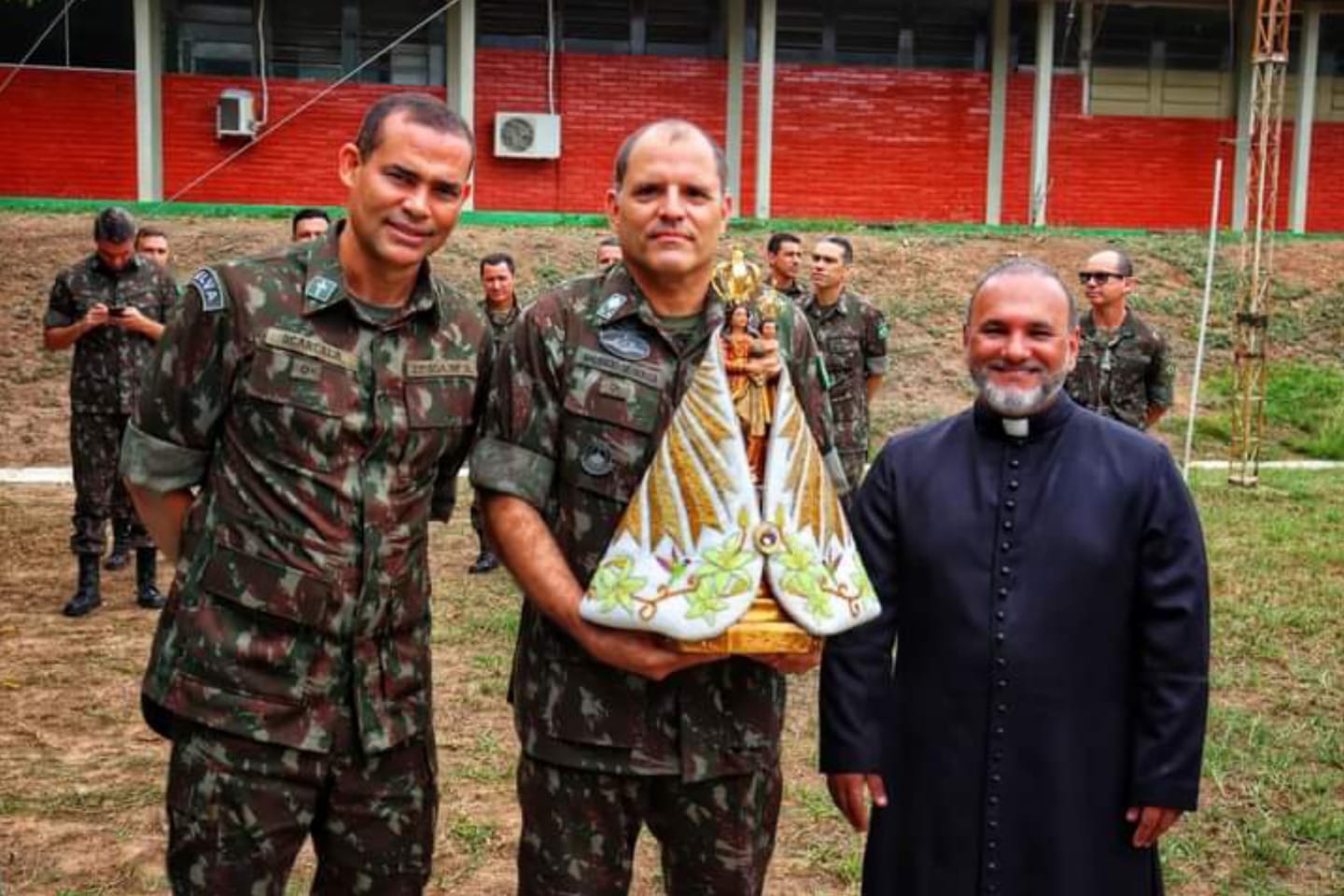 23ª Brigada de Infantaria de Selva recebe visita da imagem peregrina de Nossa Senhora de Nazaré