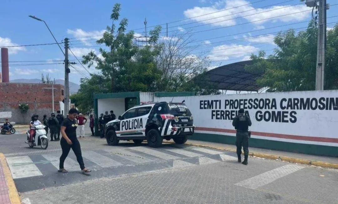 Aluno atira na cabeça de colegas de turma com arma de CAC no Ceará