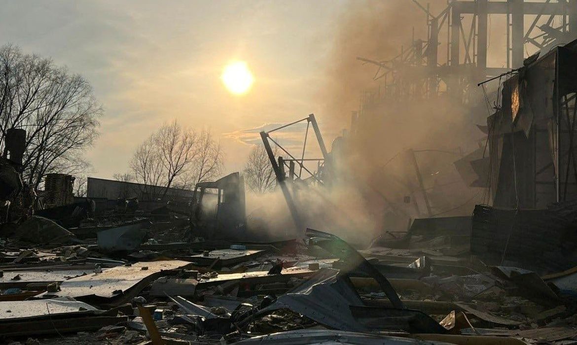 Embaixada brasileira em Kiev faz alerta após bombardeios russos