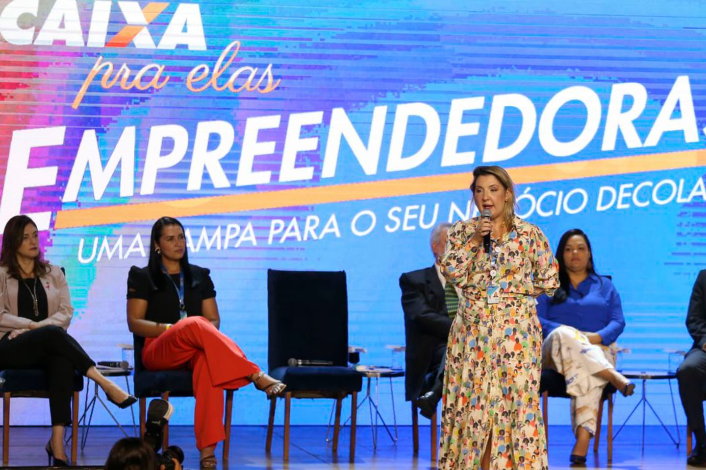 Caixa e Sebrae criam programa de estímulo ao empreendedorismo feminino