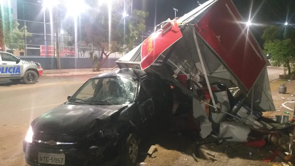 VÍDEO: Morre um dos feridos em acidente envolvendo carro e trailer no Pará