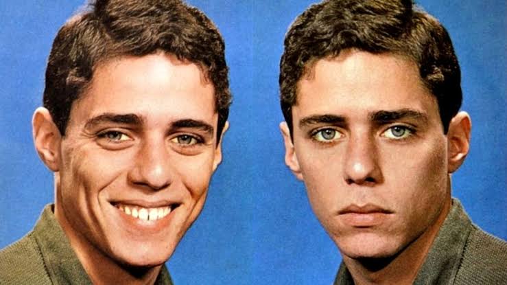 Chico Buarque explica quem criou a capa de álbum que virou meme