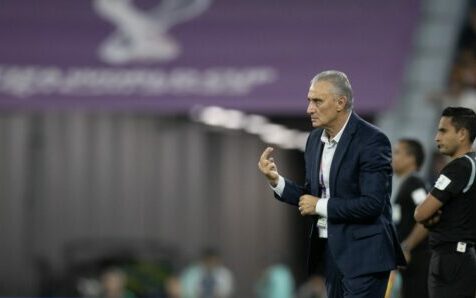 Tite diz que, mesmo com vitória, Brasil sentiu a ausência de Neymar