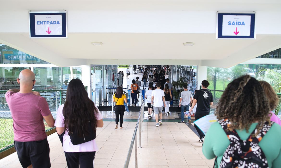 MEC divulga datas de inscrição para Prouni, Fies e Sisu 2023
