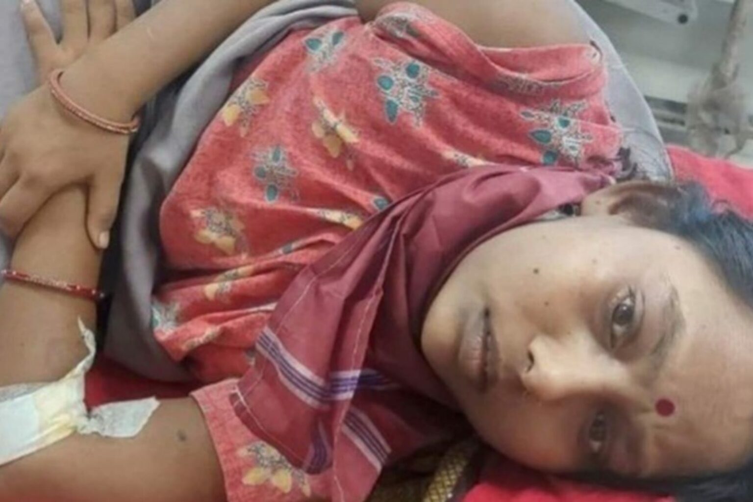 Mulher tem os rins roubados em hospital e exige órgãos de médico que fez a cirurgia como punição