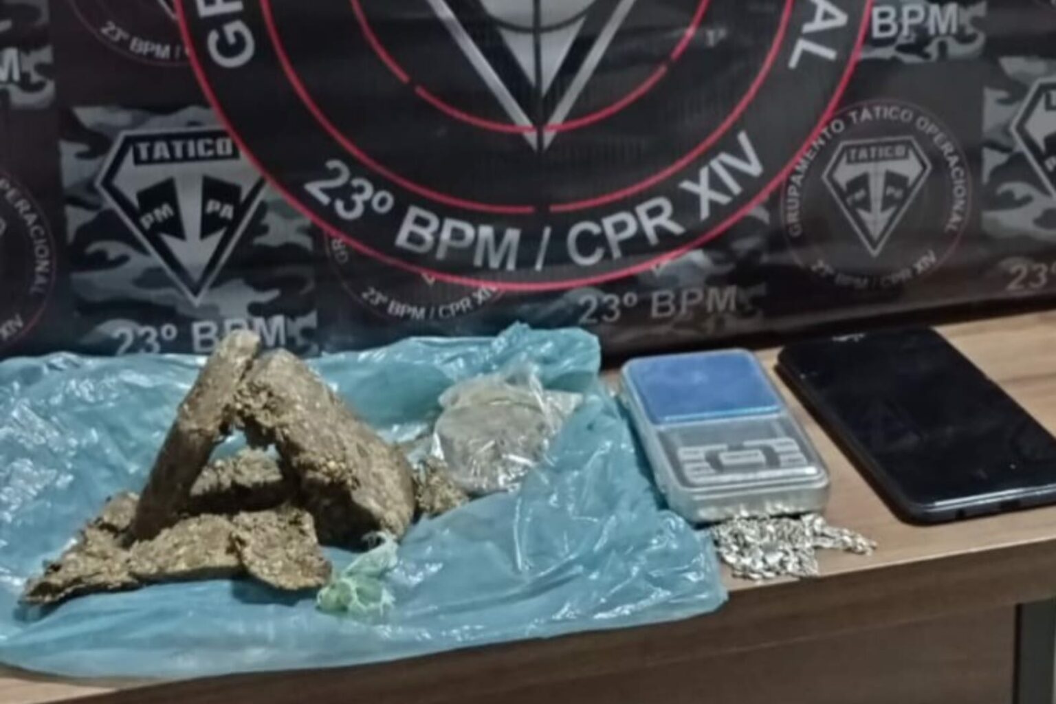 23º BPM prende dupla por roubo e captura suspeito de tráfico em Parauapebas