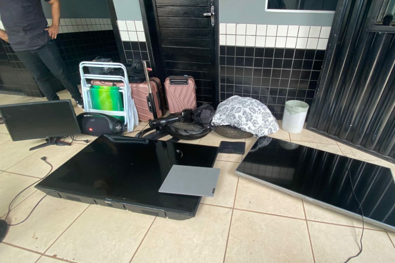 PM prende suspeitos por roubo em Barcarena