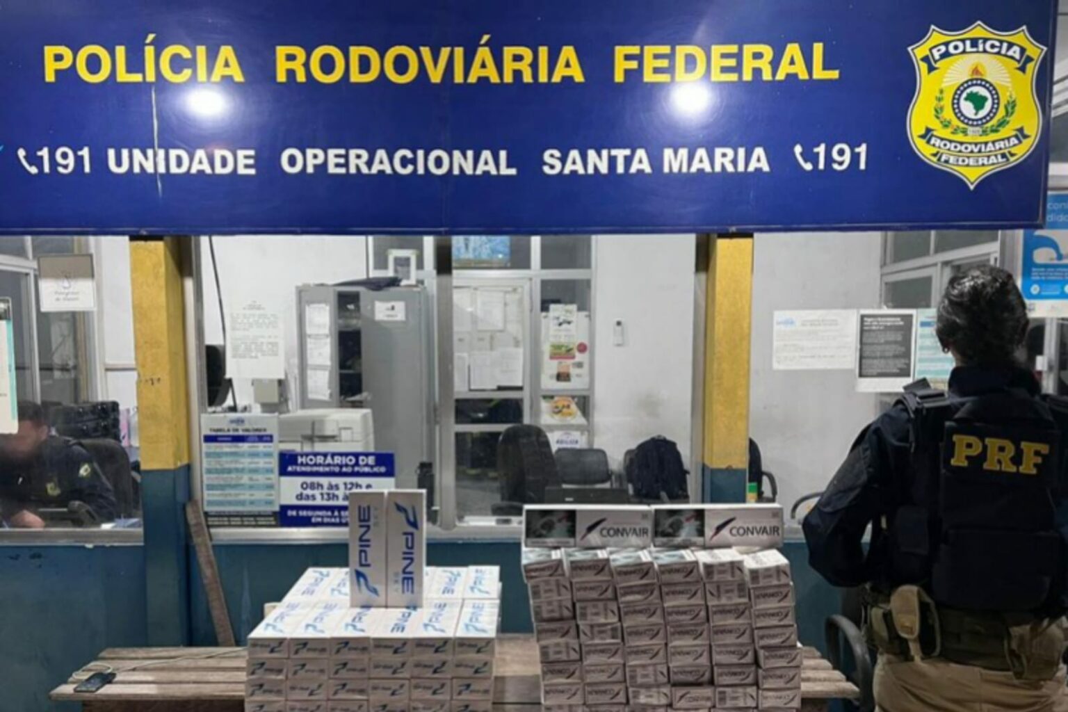 PRF apreende 1000 maços de cigarros contrabandeados em Santa Maria do Pará