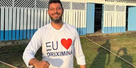 Prefeito é levado à delegacia por posse ilegal de arma de fogo no Pará