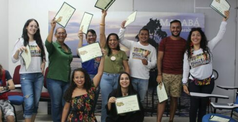 Prefeitura de Marabá entrega certificados para concluintes de curso de trilhas e caminhadas
