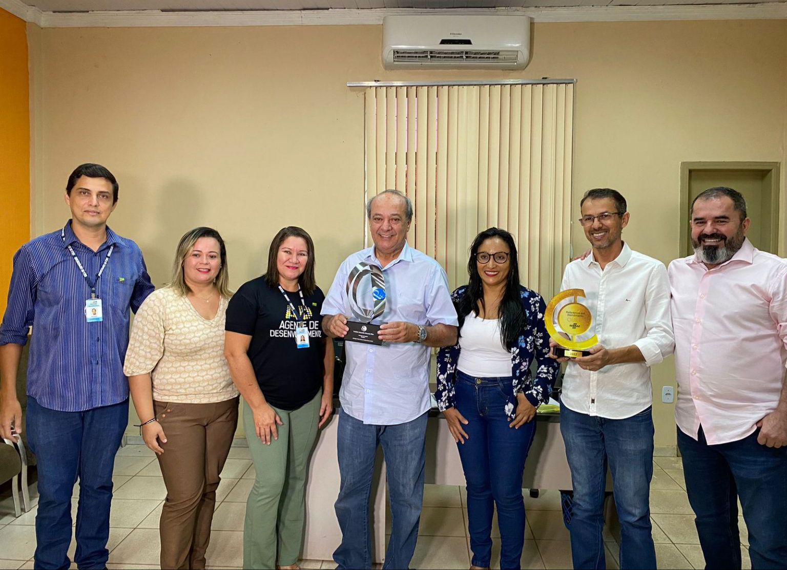 Tião Miranda recebe título de Prefeito Empreendedor