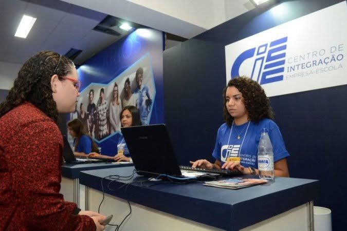 CIEE prevê abertura de 61 mil vagas de estágio até janeiro de 2023