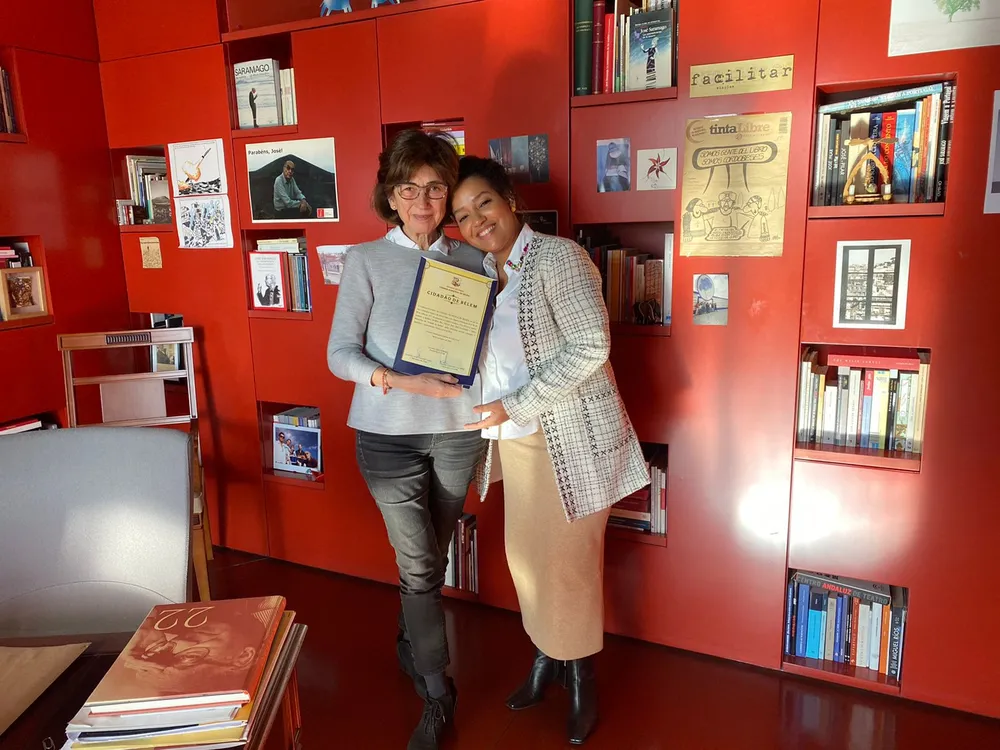 Pilar Del Río, viúva de Saramago, recebe Título de Cidadã de Belém