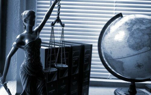 Conheça quatro curiosidades sobre o Dia da Justiça