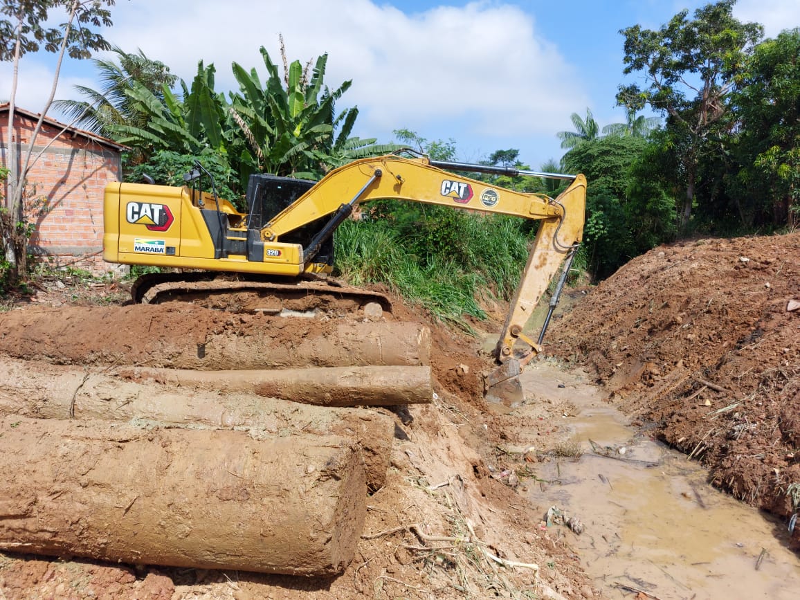 Prefeitura de Marabá intensifica limpeza de grotas e bueiros