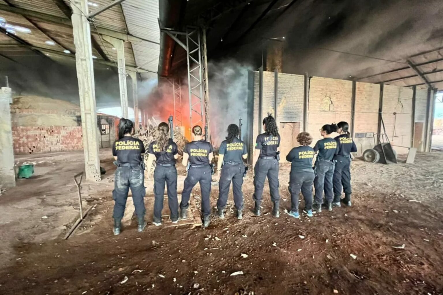 Polícia Federal incinera cerca de 5 toneladas de drogas em Benevides