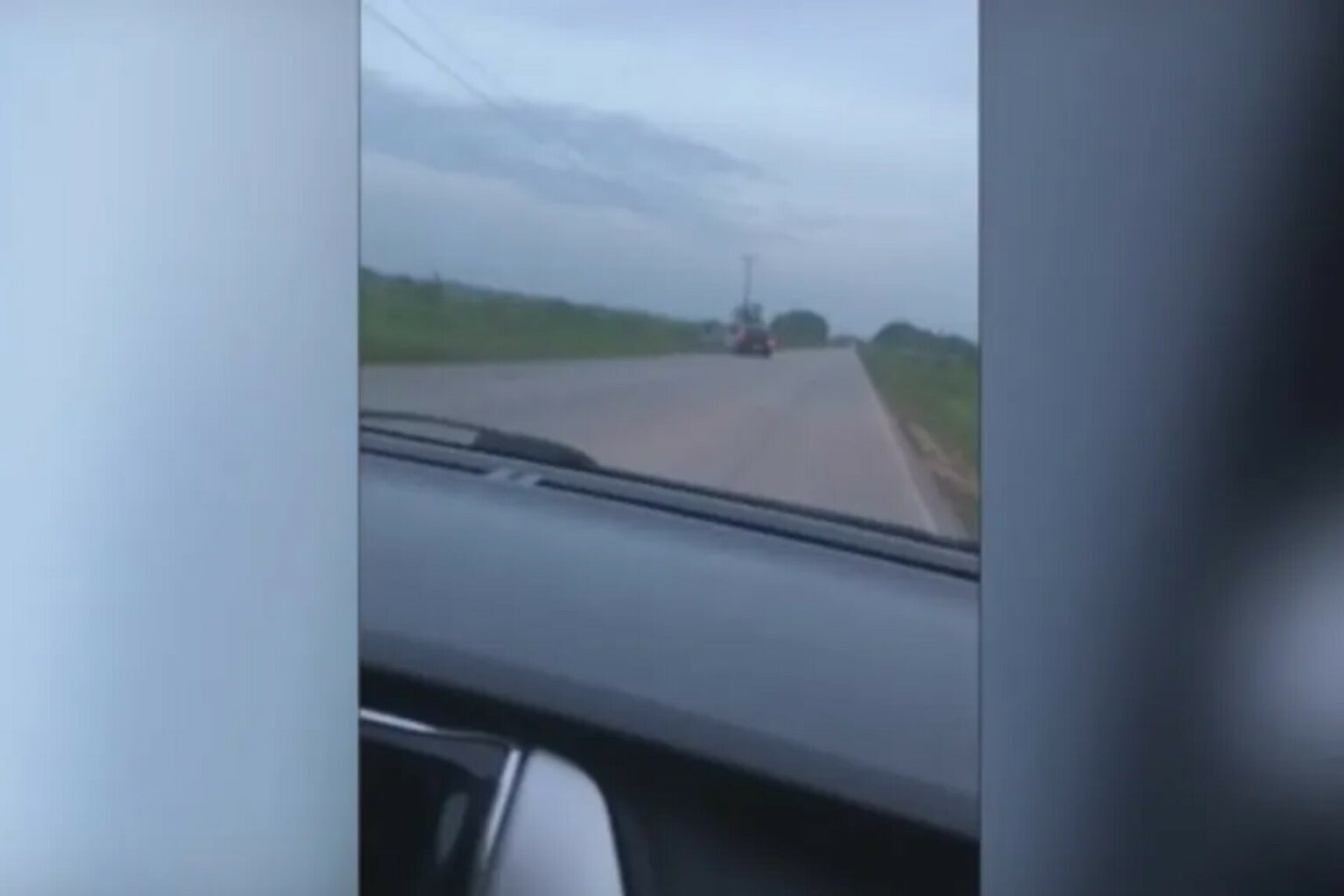 Carro invade contramão e atinge motociclista no Pará
