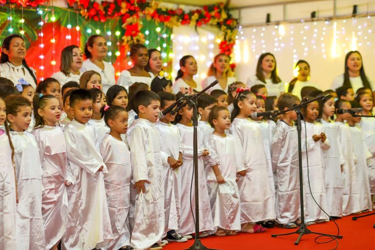 Em Canaã, população da VS-52 e região celebra o Natal com a comunidade