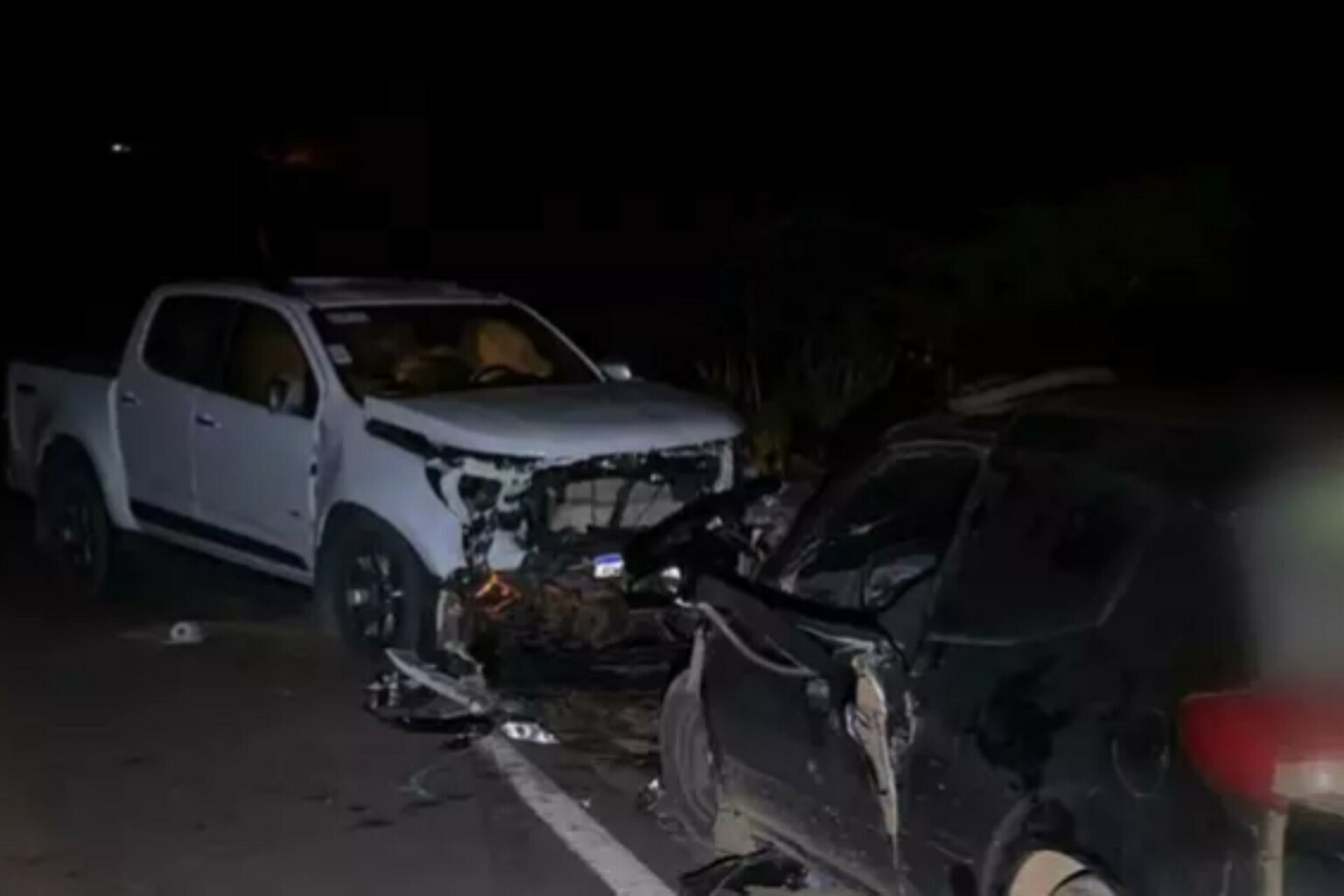 Colisão entre caminhonete e carro deixa duas pessoas mortas no sudoeste do Pará